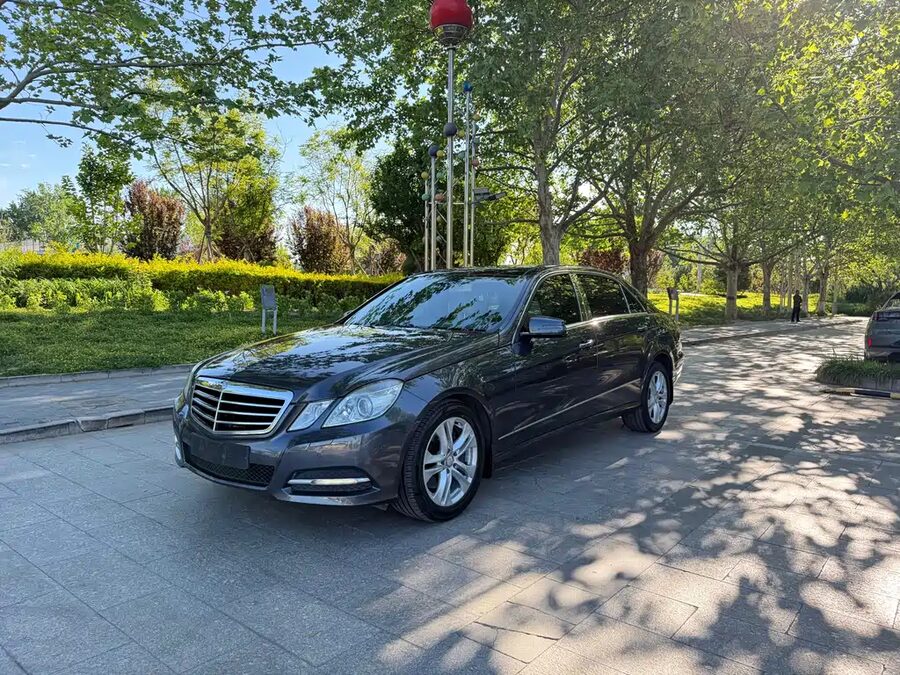 Mercedes-Benz E-Class, 2010 — фото продавца с che168