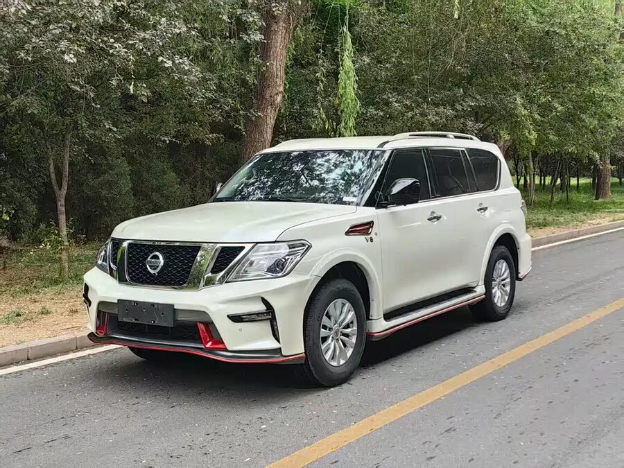 Nissan Patrol, 2017 — фото продавца с che168