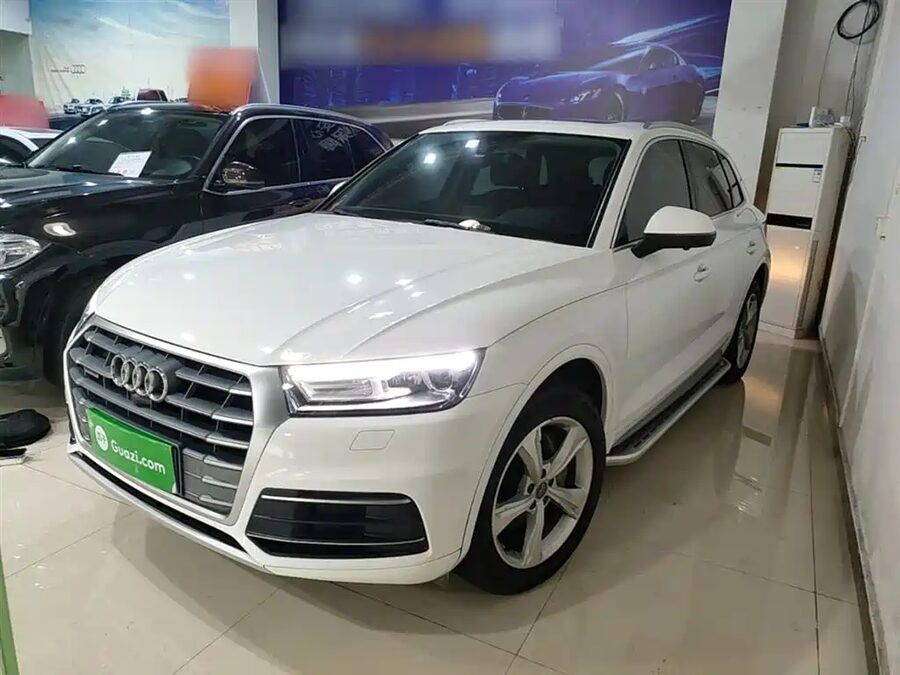 Audi Q5L, 2019 — фото продавца с che168