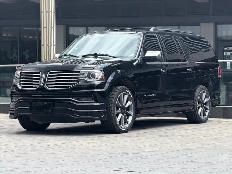 Lincoln Navigator, 2017 — фото продавца с che168