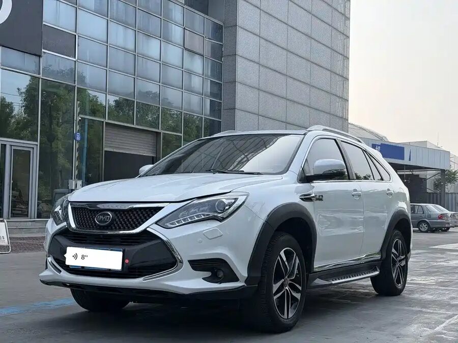 BYD Tang New Energy, 2016 — фото продавца с che168