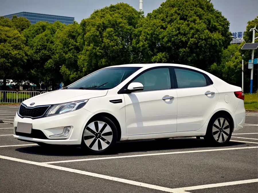 Kia K2, 2013 — фото продавца с che168