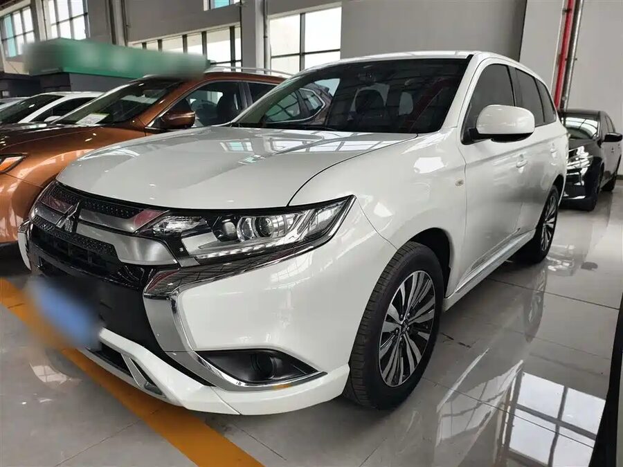 Mitsubishi Outlander, 2022 — фото продавца с che168
