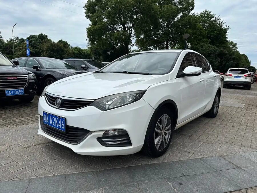 Changan Eado XT, 2015 — фото продавца с che168