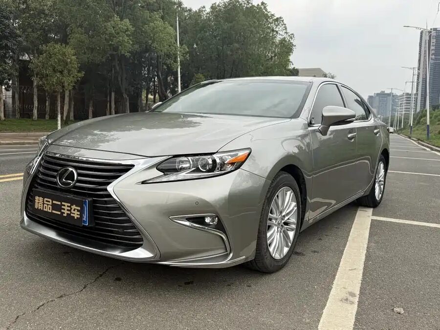 Lexus ES, 2016 — фото продавца с che168
