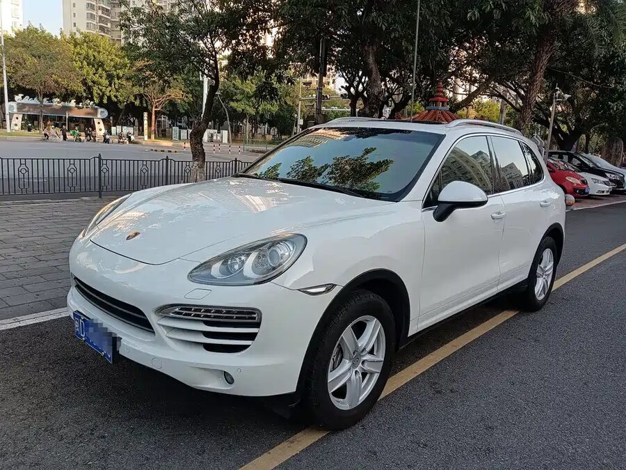 Porsche Cayenne, 2012 — фото продавца с che168