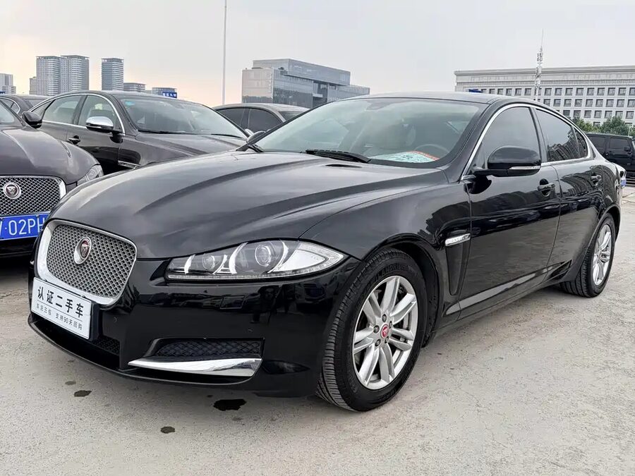 Jaguar XF, 2015 — фото продавца с che168
