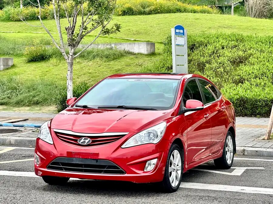 Hyundai Verna, 2010 — фото продавца с che168