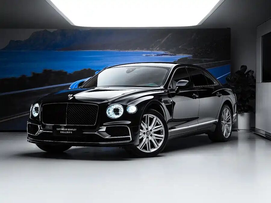 Bentley Flying Spur PHEV, 2024 — фото продавца с che168