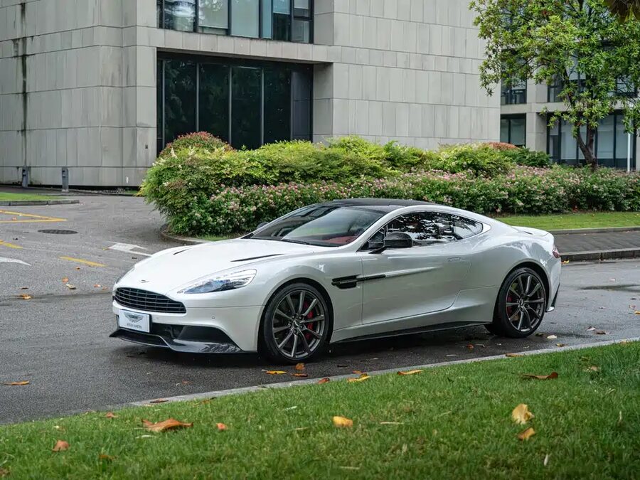 Aston Martin Vanquish, 2013 — фото продавца с che168