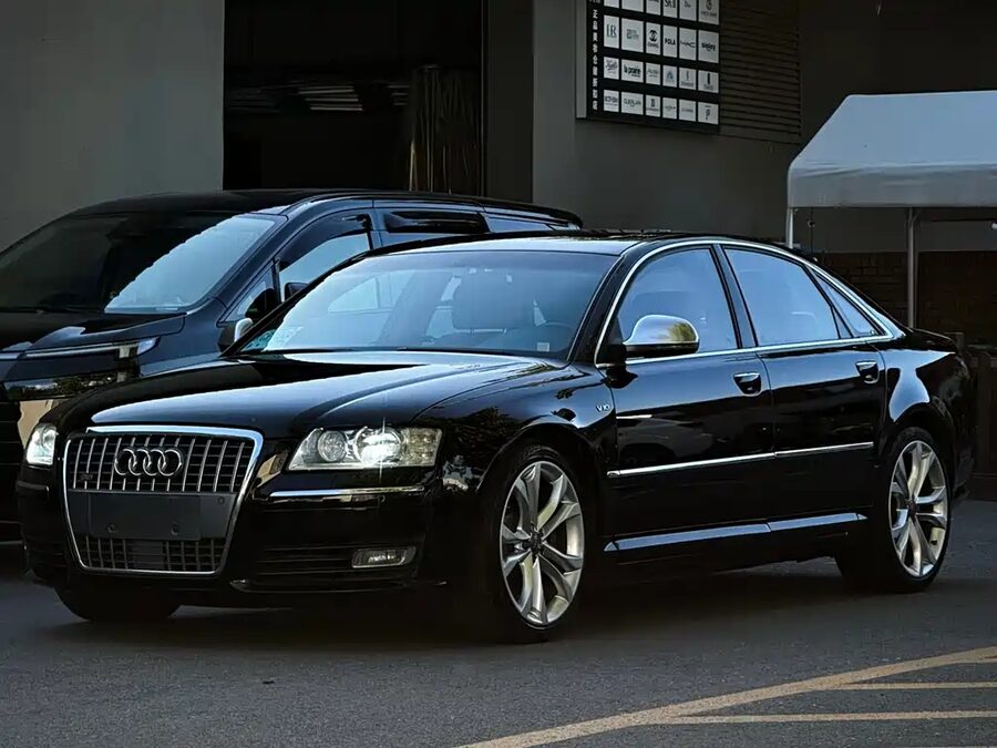 Audi S8, 2008 — фото продавца с che168