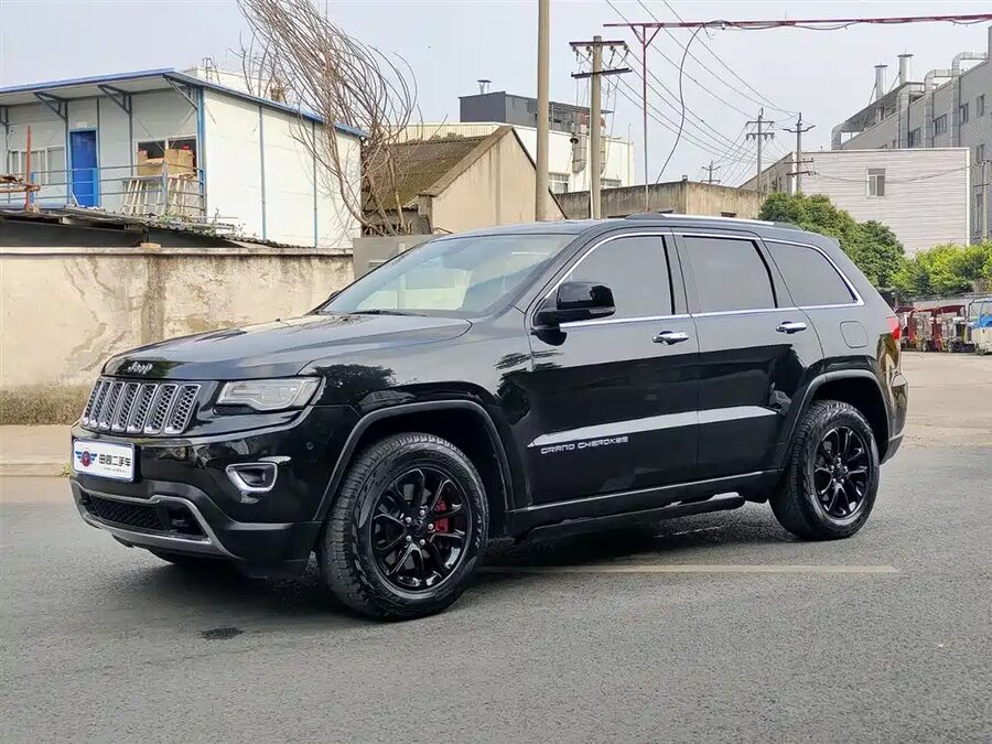 Jeep Grand Cherokee (Import), 2016 — фото продавца с che168