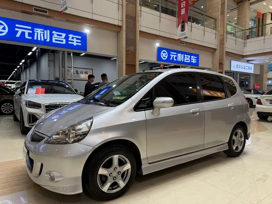 Honda Fit, 2008 — фото продавца с che168