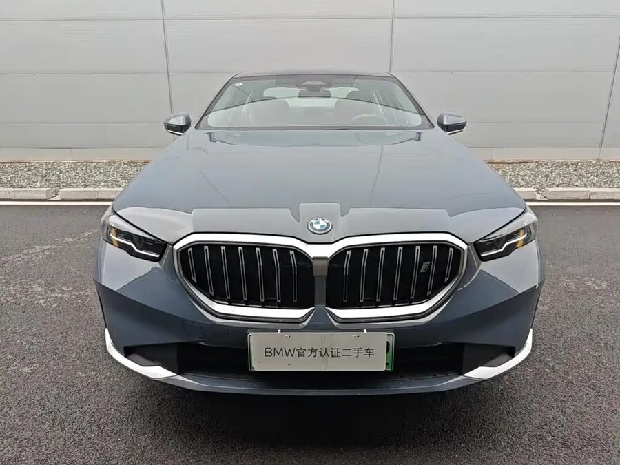 BMW i5, 2025 — фото продавца с che168