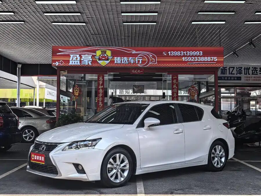 Lexus CT, 2017 — фото продавца с che168
