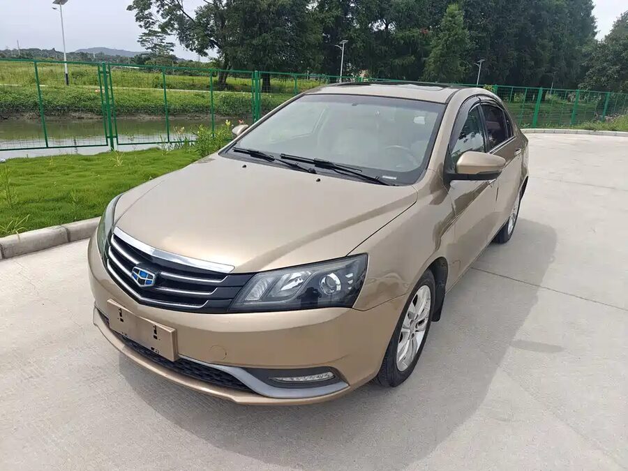 Geely Emgrand, 2015 — фото продавца с che168