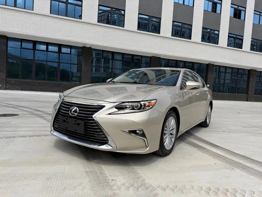 Lexus ES, 2015 — фото продавца с che168