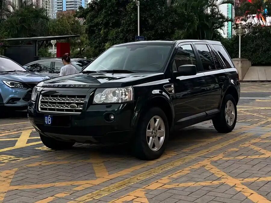 Land Rover Freelander 2, 2010 — фото продавца с che168
