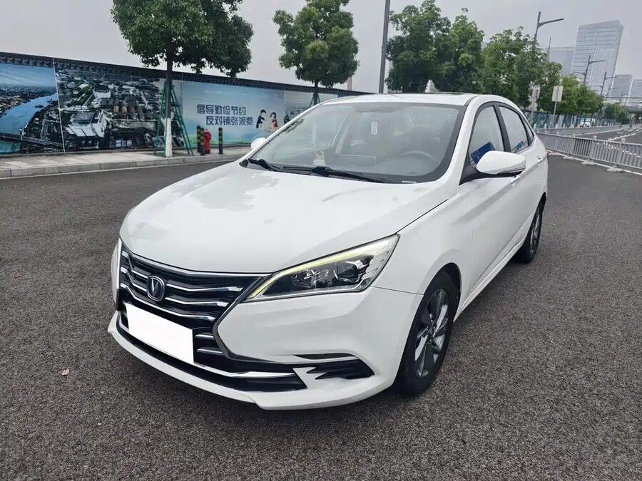 Changan Eado DT, 2018 — фото продавца с che168