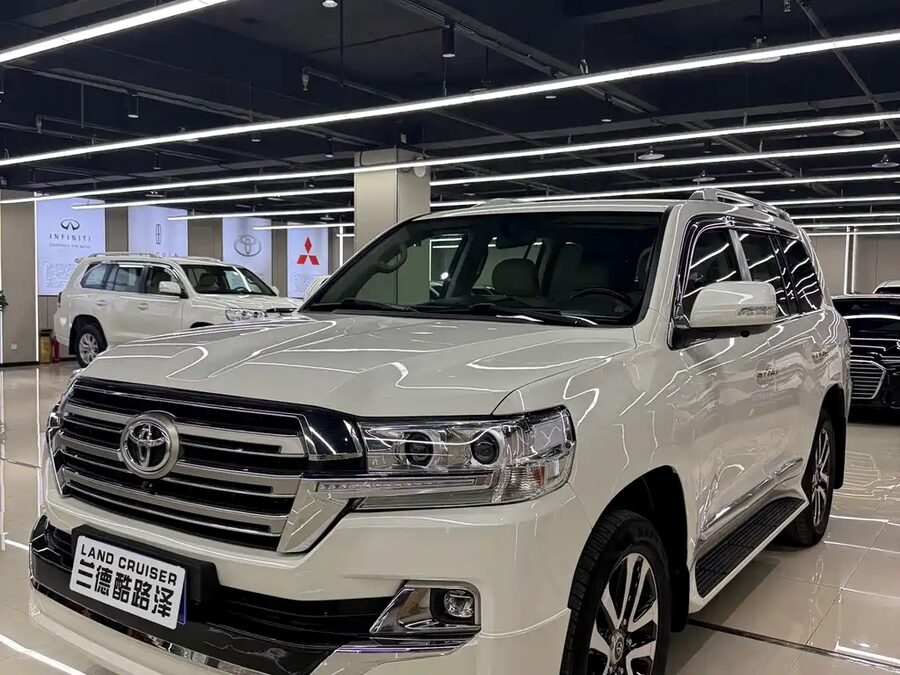 Toyota Land Cruiser, 2015 — фото продавца с che168