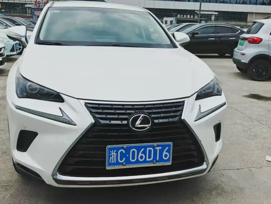 Lexus NX, 2017 — фото продавца с che168