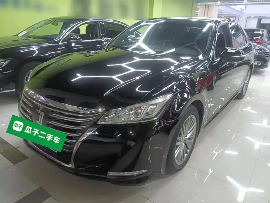 Toyota Crown, 2017 — фото продавца с che168