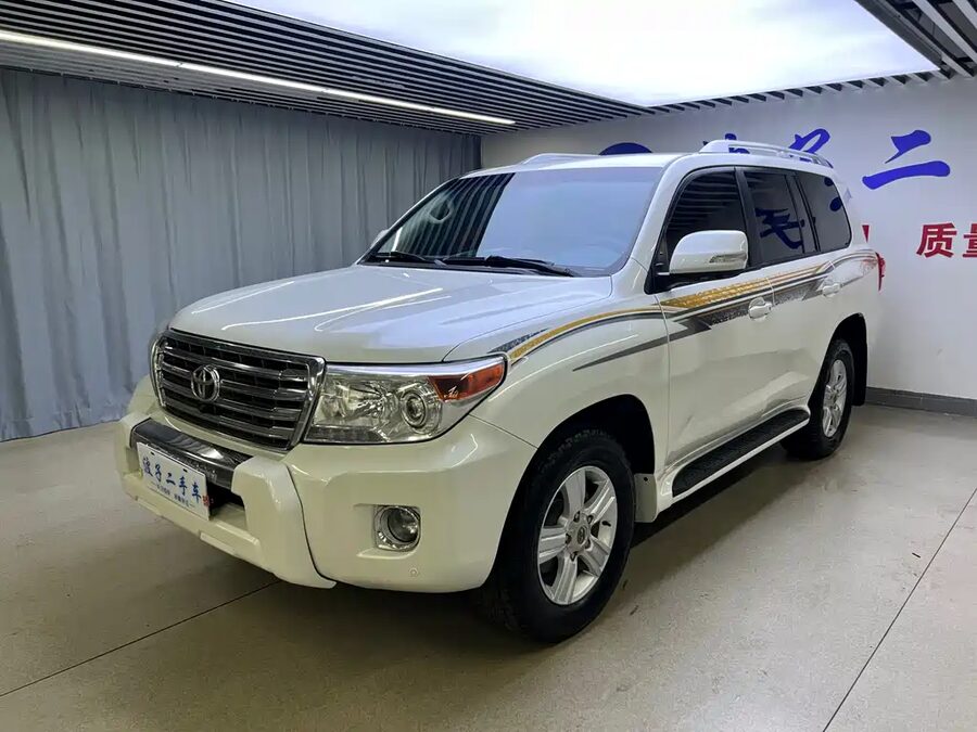 Toyota Land Cruiser, 2015 — фото продавца с che168