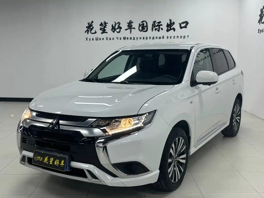 Mitsubishi Outlander, 2022 — фото продавца с che168