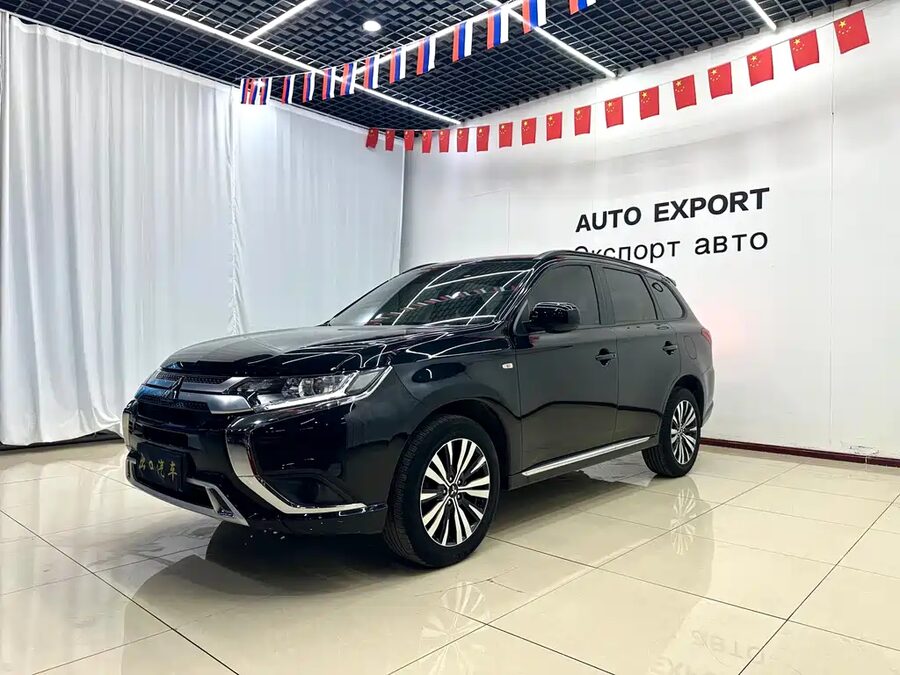 Mitsubishi Outlander, 2023 — фото продавца с che168