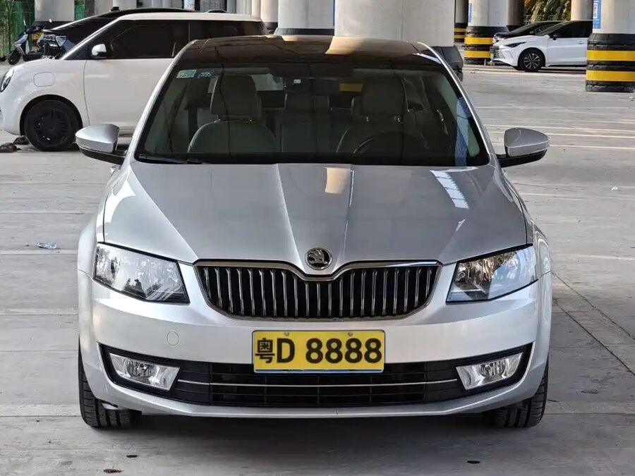 Skoda Octavia, 2014 — фото продавца с che168