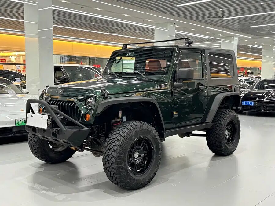 Jeep Wrangler, 2010 — фото продавца с che168
