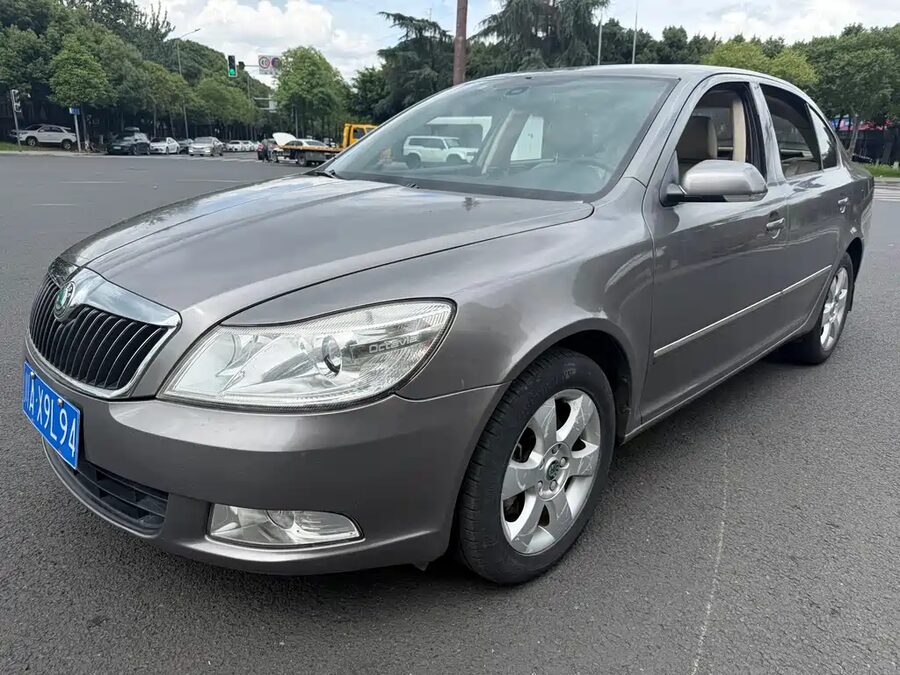 Skoda Octavia, 2012 — фото продавца с che168