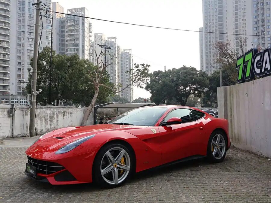 Ferrari F12berlinetta, 2015 — фото продавца с che168