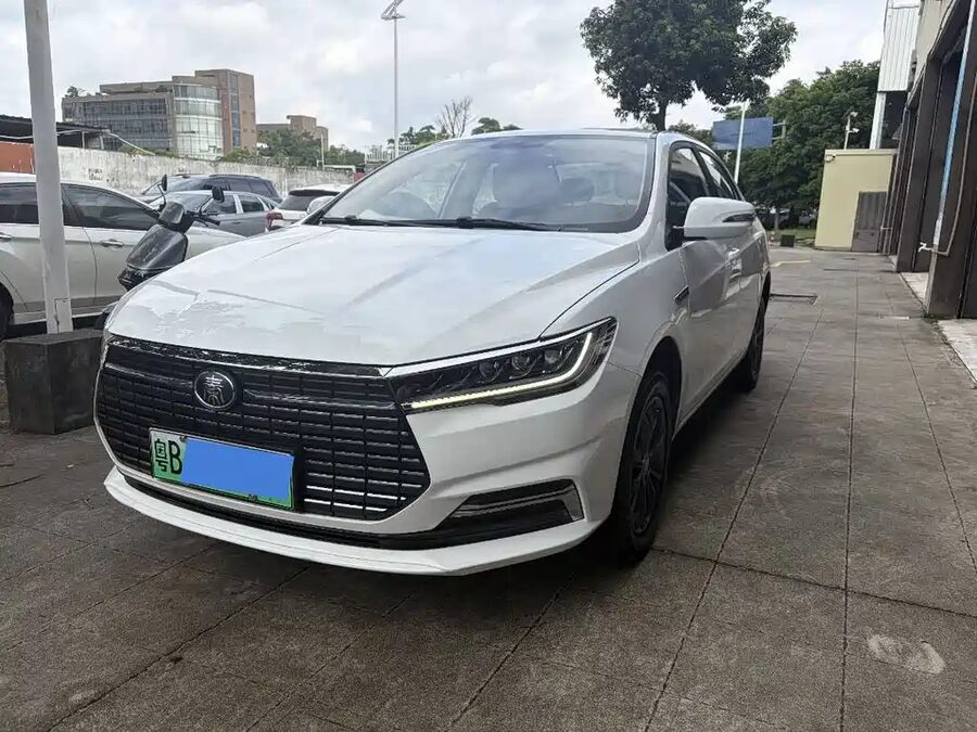 BYD Qin NEV, 2021 — фото продавца с che168