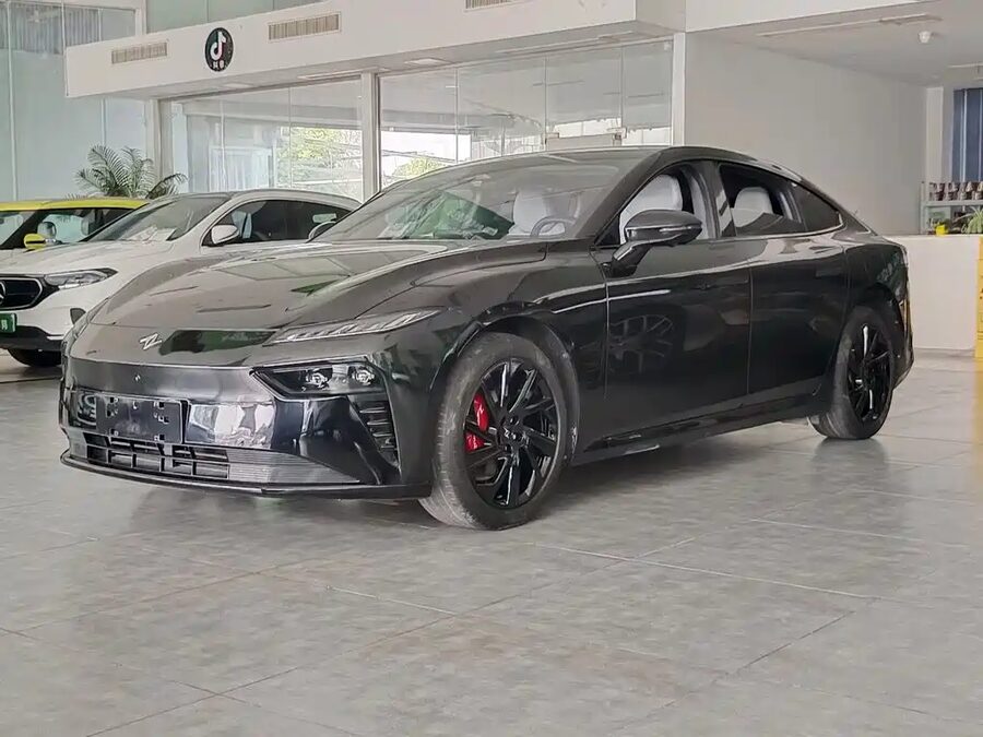eπ eπ007, 2024 — фото продавца с che168