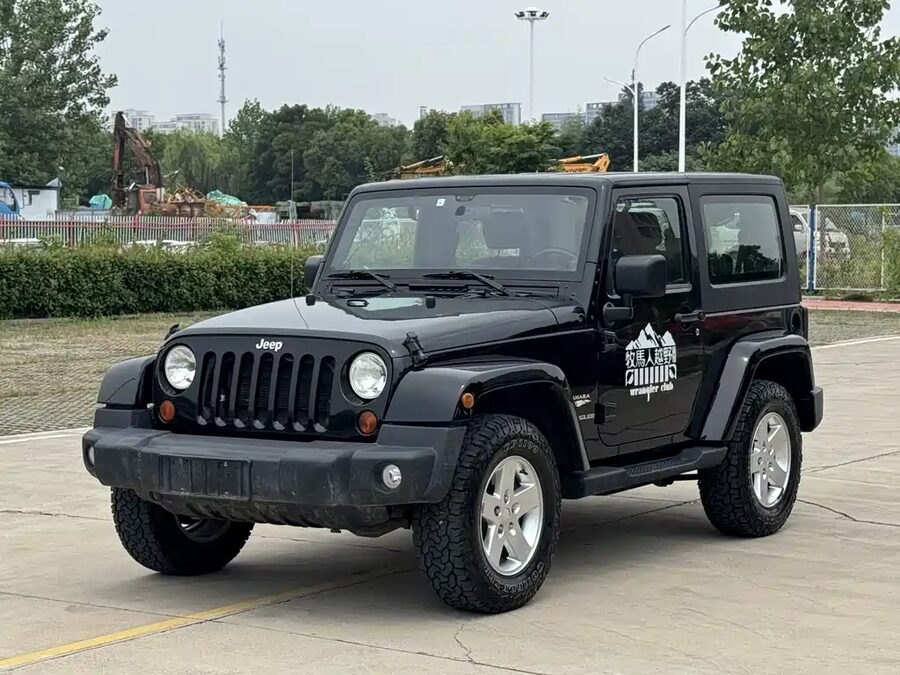 Jeep Wrangler, 2010 — фото продавца с che168
