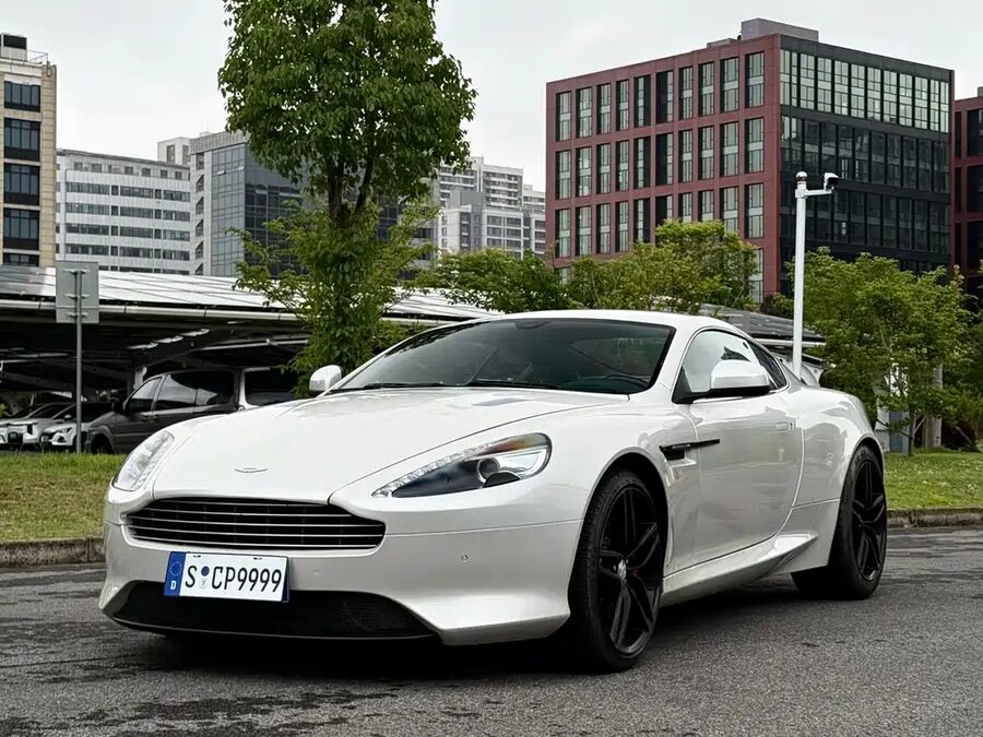 Aston Martin DB9, 2015 — фото продавца с che168