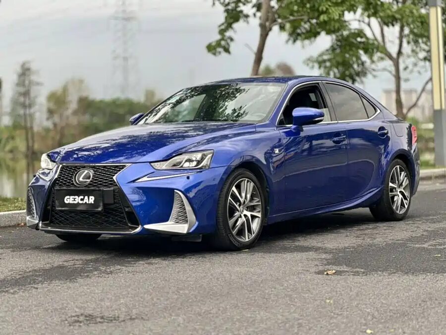 Lexus IS, 2018 — фото продавца с che168
