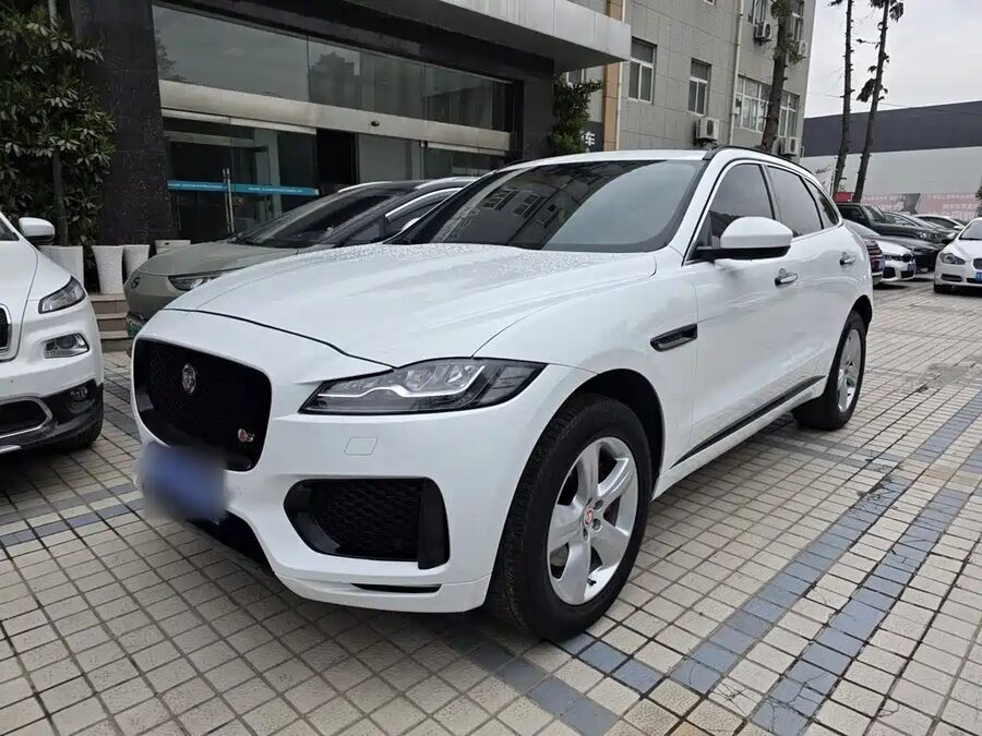 Jaguar F-PACE, 2016 — фото продавца с che168