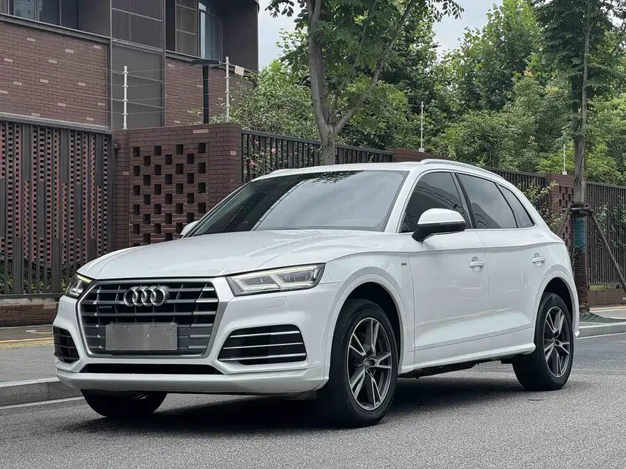 Audi Q5L, 2019 — фото продавца с che168