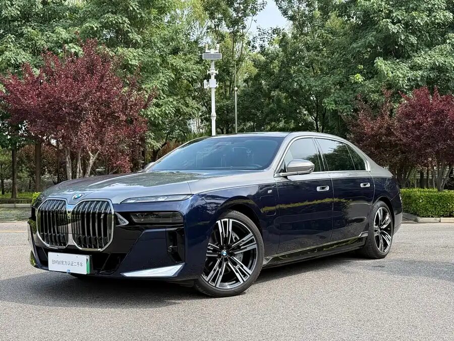 BMW i7, 2025 — фото продавца с che168
