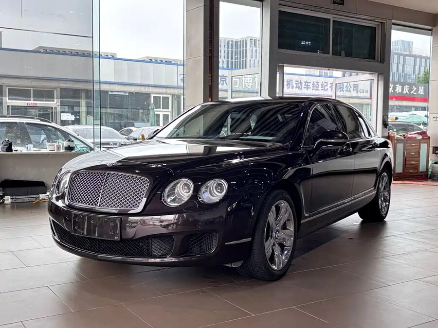 Bentley Flying Spur, 2010 — фото продавца с che168