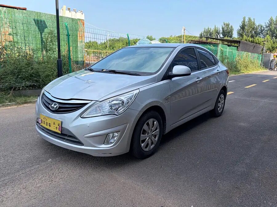 Hyundai Verna, 2011 — фото продавца с che168