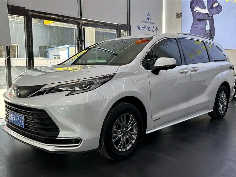 Toyota Sienna, 2024 — фото продавца с che168