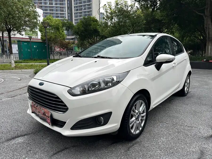 Ford Fiesta, 2013 — фото продавца с che168