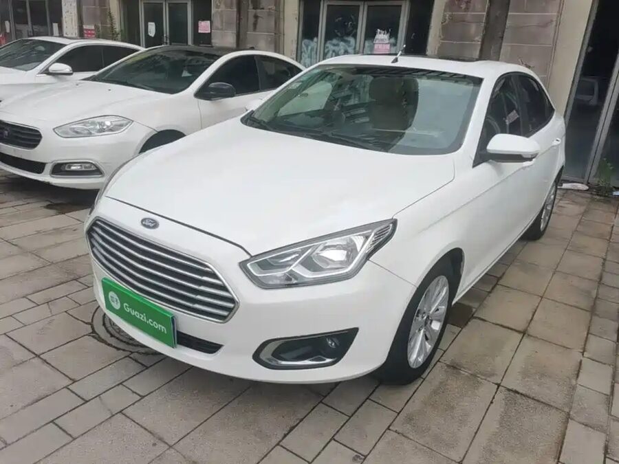 Ford Escort, 2015 — фото продавца с che168