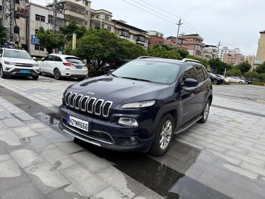 Jeep Cherokee, 2017 — фото продавца с che168