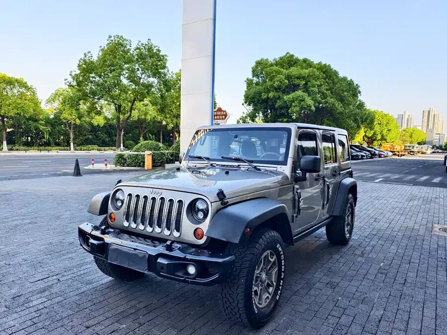 Jeep Wrangler, 2014 — фото продавца с che168