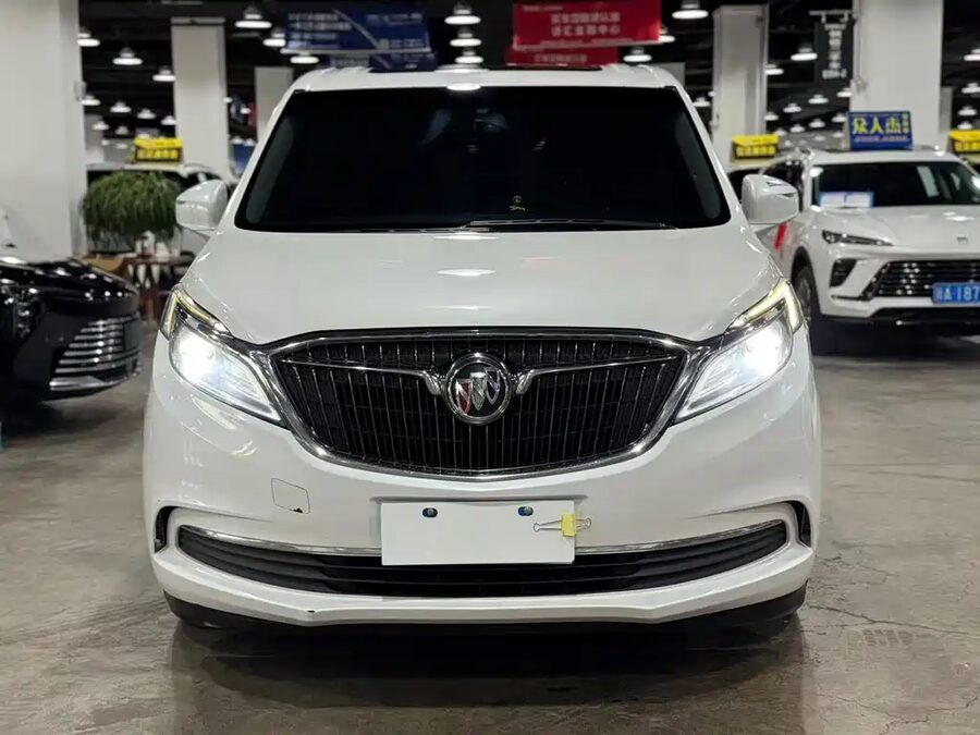 Buick GL8, 2017 — фото продавца с che168