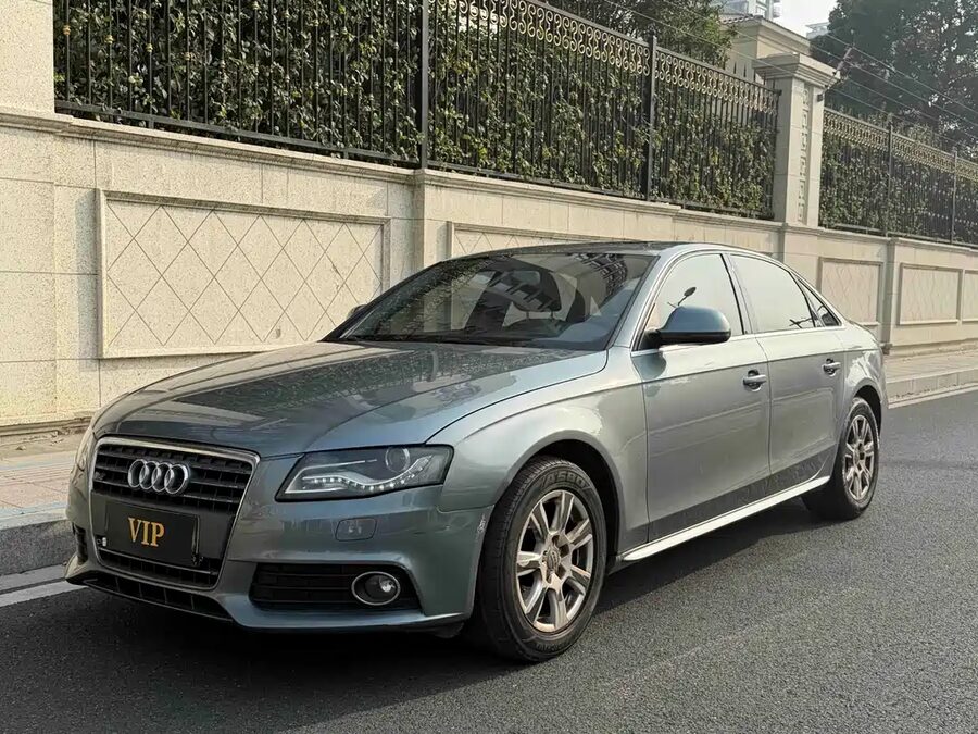 Audi A4L, 2010 — фото продавца с che168
